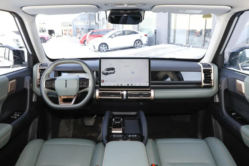 Chery iCAR 03