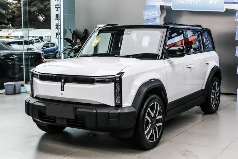 Chery iCAR 03
