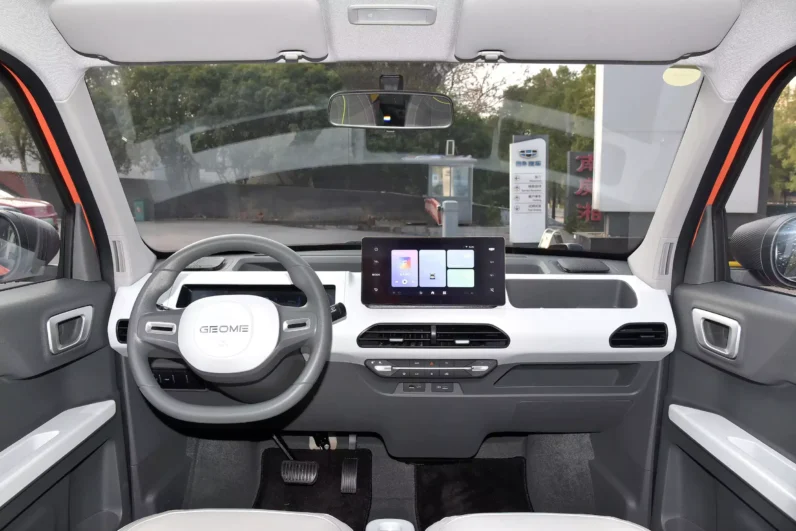 Geely Panda