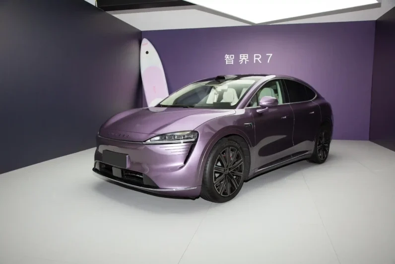 CHERY Luxeed R7