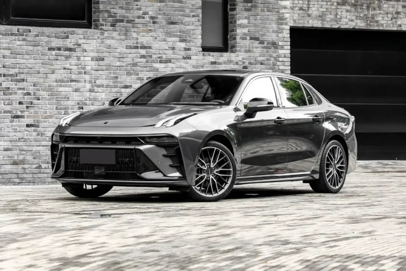 Lynk & Co 03