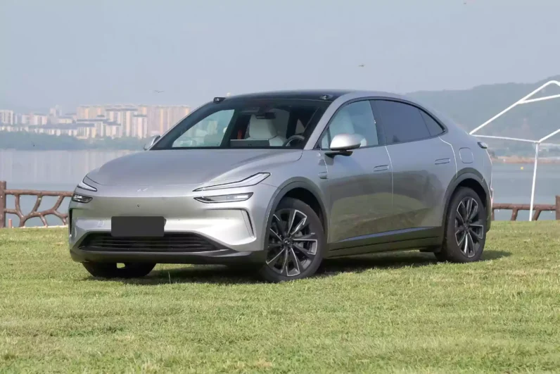 NIO ONVO L60