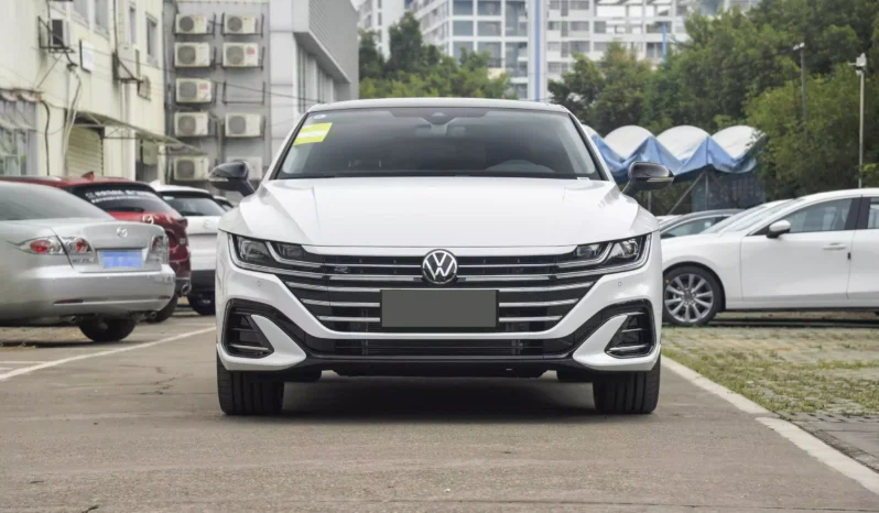 
								Volkswagen Arteon full									